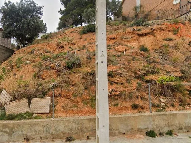 Parcela edificable a la venta de 544 m2 en Las Carpas de Abrera — 3