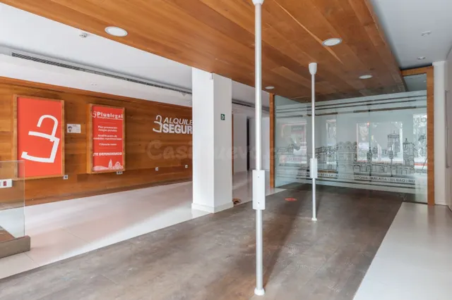 Alquiler local comercial Murcia Centro. Zona Correos - foto 4