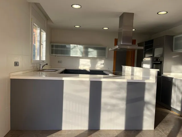 Fantástica torre en venta con jardín en Jorba-Urb. Pla de Torruella (BCN) — 20