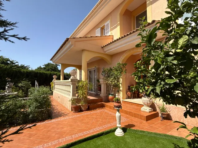 Chalet unifamiliar de excelentes calidades en Son Macià, Mar - foto 2