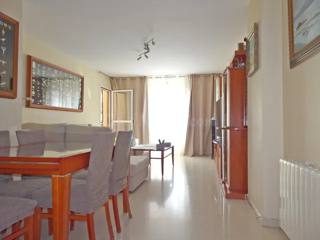 Piso de cuatro habitaciones en Teatinos — 4