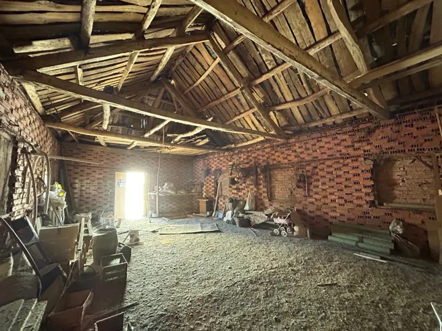 SE VENDE CASA EN NOCEDA DEL BIERZO — 11