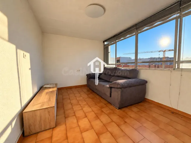 ÁTICO EN EXCLUSIVA TOTALMENTE REFORMADO DE 56 M2 CON TERRAZA - foto 4