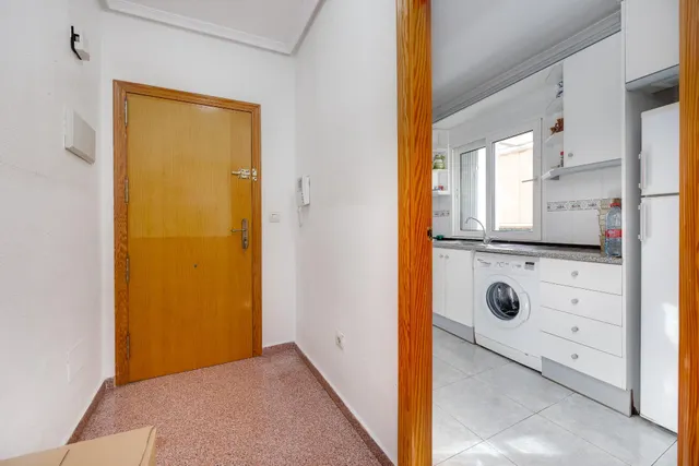 Exclusivo Apartamento en el Corazón de Torrevieja — 8