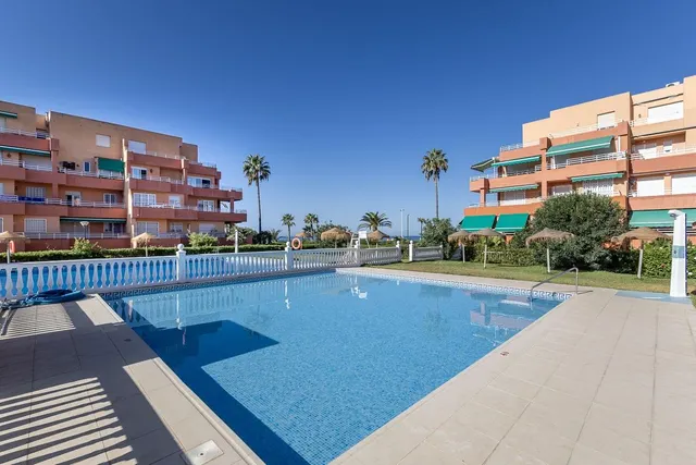 Piso en Jardines del Mar, Salobreña. — 33