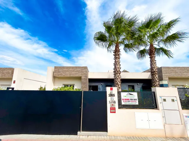 Villa 3 habitaciones 107m² en venta - Pueblo 3 — 44