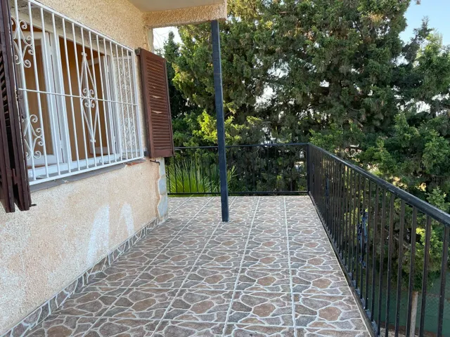 Casa con parcela en Los Balcones, Torrevieja. 5 dormitorios, 2 baños — 34