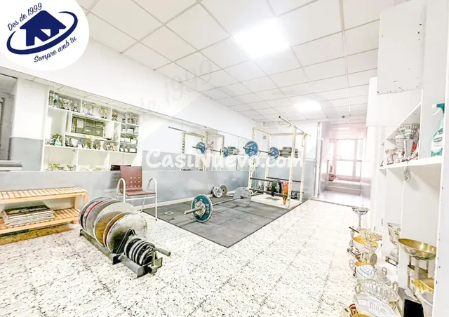 LOCAL COMERCIAL de 334 metros en PASEO DOCTOR MORAGAS (JUNTO