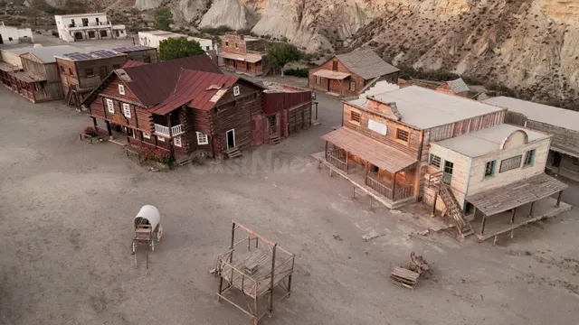 WESTERN LEONE, A LA VENTA — 3