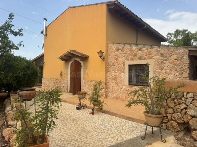 Casa con piscina en Llucmajor - foto 4