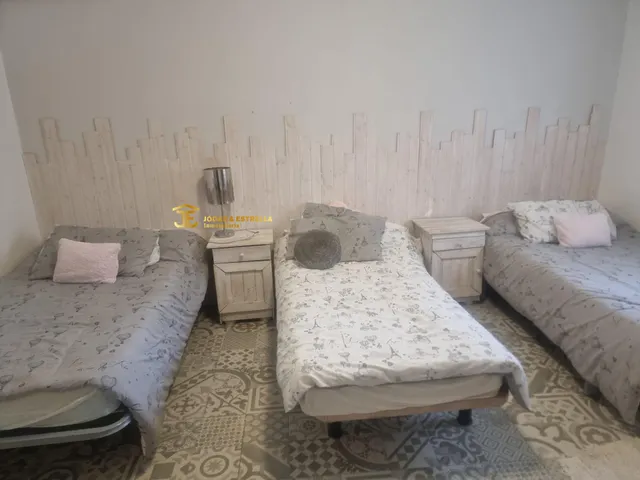 CASA DE 5 DORMITORIOS EN ZARZADILLA DE RAMOS. — 36