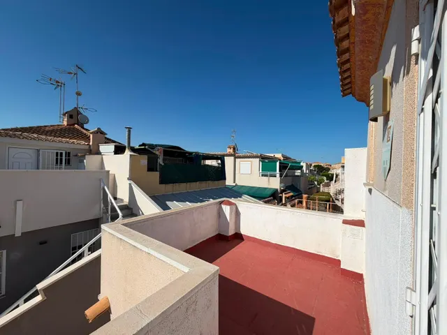 Chalet tipo Quad con placas solares, solárium y excelente ubicación en Residencial Aquapark – Torrevieja — 10