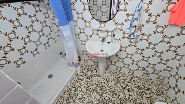 CASA CON TEJADO NUEVO EN VENTA — 8