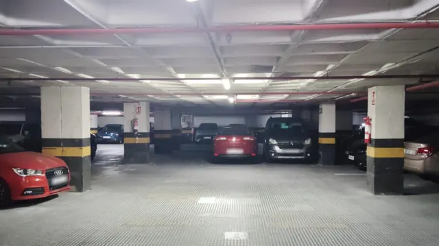 Parking 8m² en alquiler - Barcelona — 6