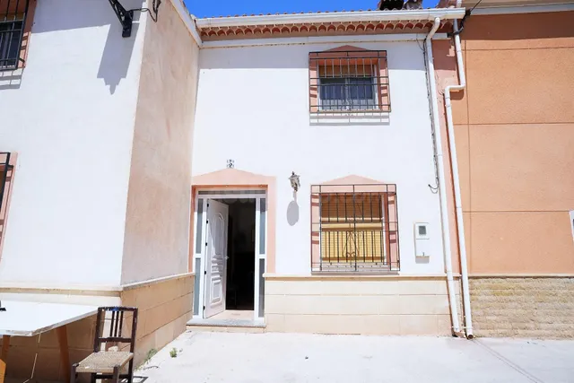 Amplia vivienda de 198 m2 con 4 dormitorios en Los Prados, C - foto 2