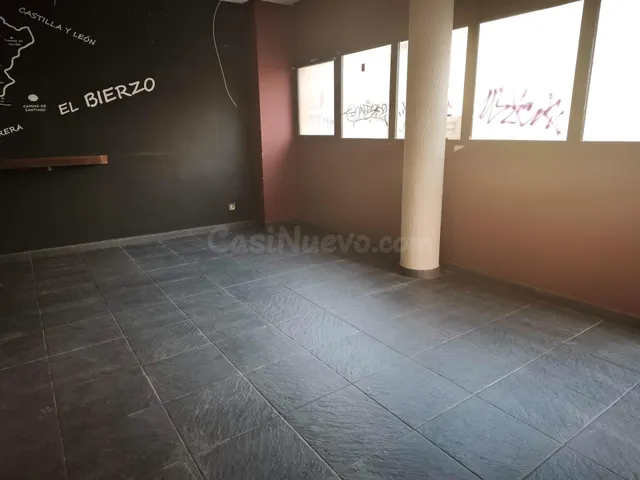 LOCAL COMERCIAL ACONDICIONADO COMO BAR O RESTAURANTE - foto 4