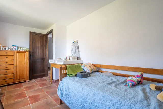 Casa con parcela en perfecto estado — 49