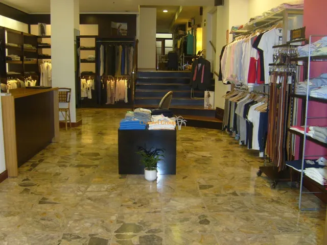 ALQUILER LOCAL CENTRO -PUENTE ORTICES -ZONA COMERCIAL — 5