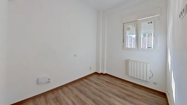 ¡Oportunidad Única! Local totalmente Reformado en Entrevías, Madrid ✨ — 8