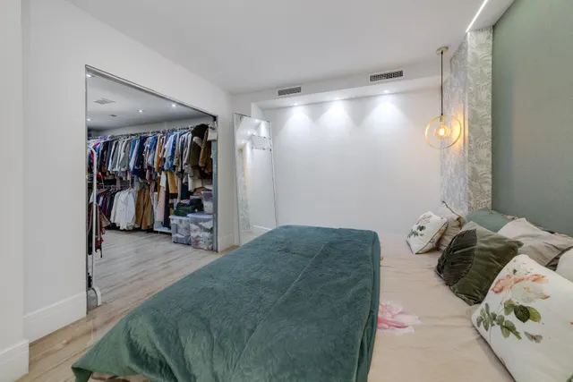 EXCLUSIVA VIVIENDA DE 250M2 EN DOS PLANTAS, CENTRICA Y A 200M DE LA PLAYA DEL CURA — 36