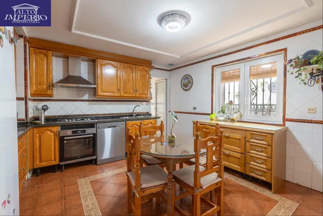 Casa en esquina en venta en Las Gabias — 15