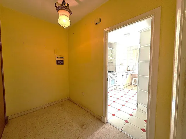 Piso de tres dor. garaje y trastero en pleno centro de jerez. — 12
