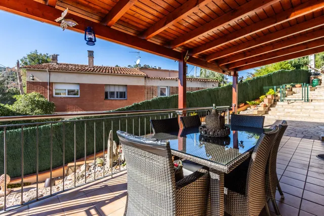Espectacular Casa en Castellar del Vallès - foto 3