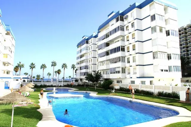 Vivienda en Benalmádena Costa a 50 metros de la playa, con v - foto 5