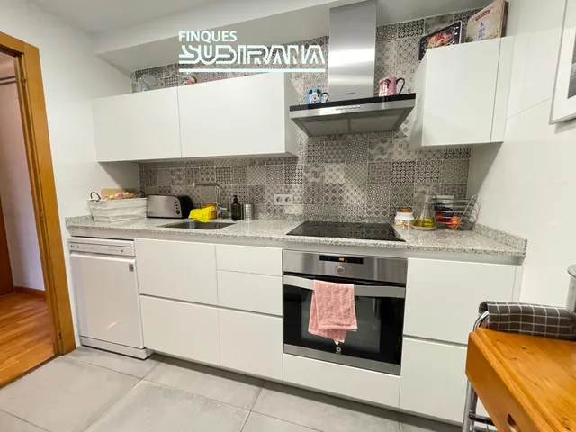 Lluminós pis de 3 habitacions a la zona de la Masuca, a Igualada. — 34