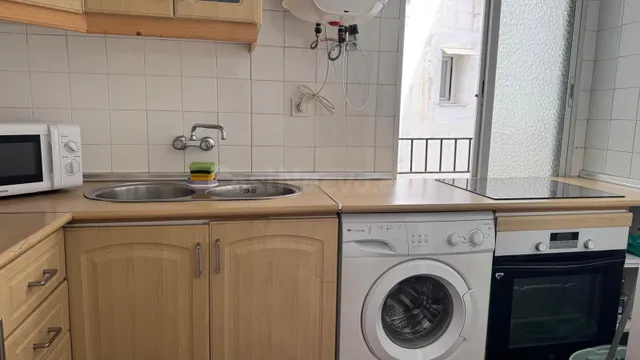 Exclusivo estudiantes !! Piso en Huerta de la Reina, Córdoba - foto 4