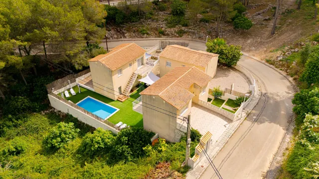 Propiedad con encanto en venta en Tossal Gros con tres villa