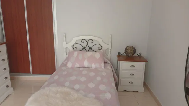 Guarchacho. Piso 3 habitaciones, 2 baños, 2 terrazas, garaje, 2 cocinas — 9