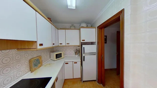 Amplia vivienda en las faldas del castillo de Santa Barbara — 6
