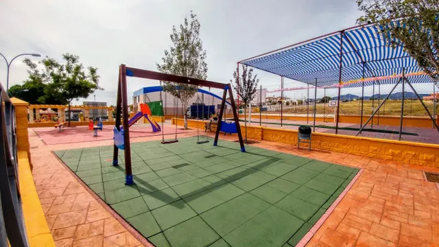 PARCELA URBANA PARA UNIFAMILIAR EN EL ROMERAL - ALHAURÍN DE LA TORRE — 36
