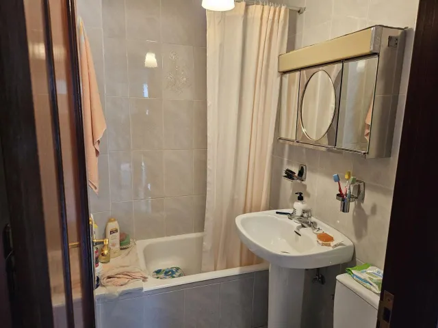OPORTUNIDAD !!! SE VENDE CASA EN SARREAUS — 24