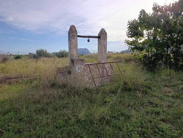 Dos viviendas para reformar con gran parcela en venta en Benidoleig — 5