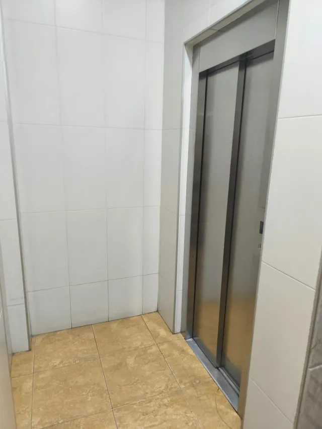 VIVIENDA REFORMADA CON ASCENSOR Y SERVICIO 3 DORMITORIOS — 29