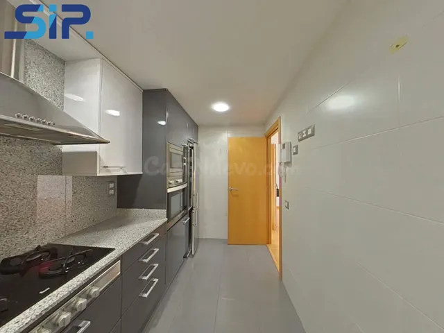 ¡Luminoso piso en venta en la Girada (Vilafranca)! - foto 2