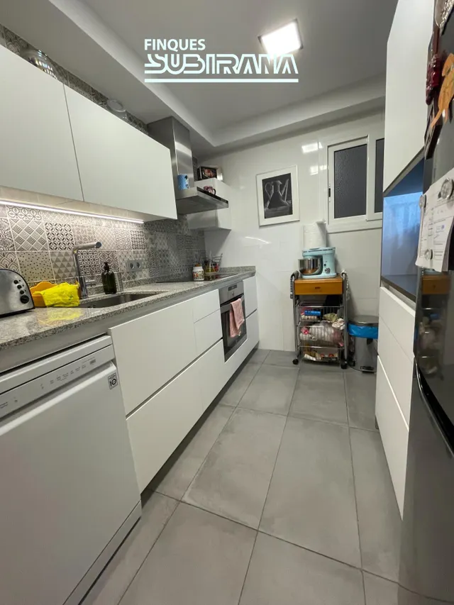 Lluminós pis de 3 habitacions a la zona de la Masuca, a Igualada. — 36