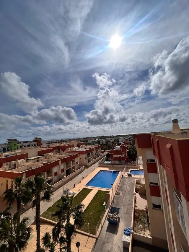 ️ Descubre tu nuevo hogar en Cabo Roig — Piso de dos habitac - foto 4