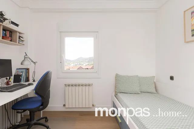 Piso en venta en Antiguo — 19