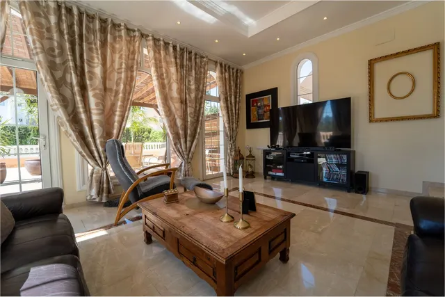 Chalet 5 habitaciones 555m² en venta - Riviera del sol — 47