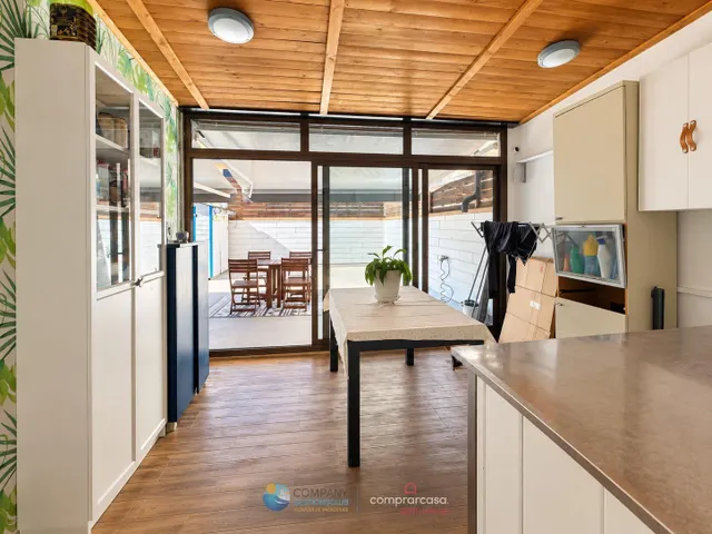 Piso con gran patio privado, terraza, parking y trastero en Tossa de Mar — 22