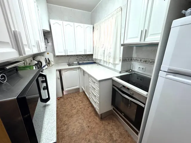 Amplia Vivienda de 4 habitaciones — 19