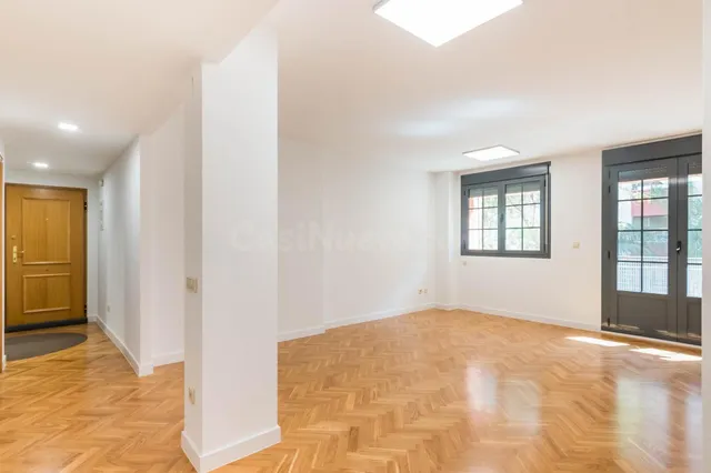 Amplio y Moderno Piso en Juan Carlos I, Murcia - Ideal para  - foto 4