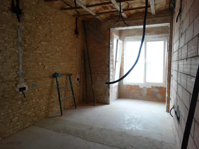 Piso para reformar a tu gusto - 3 dormitorios - 3 calles - Ventanas nuevas — 17