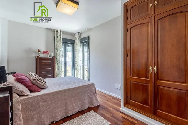 Chalet en Cañadas del Parque, Dilar — 24