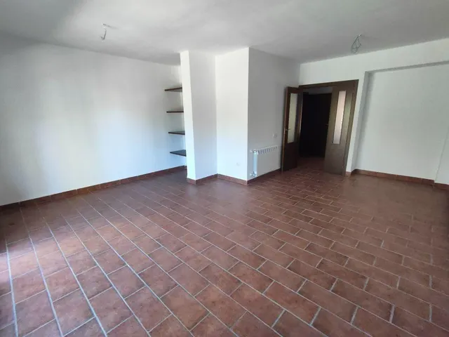 Casa 3 habitaciones 267m² en venta - AVDA. PARRIZAL — 15