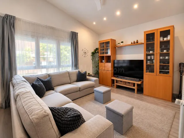 Vivienda esquinera con garaje — 5