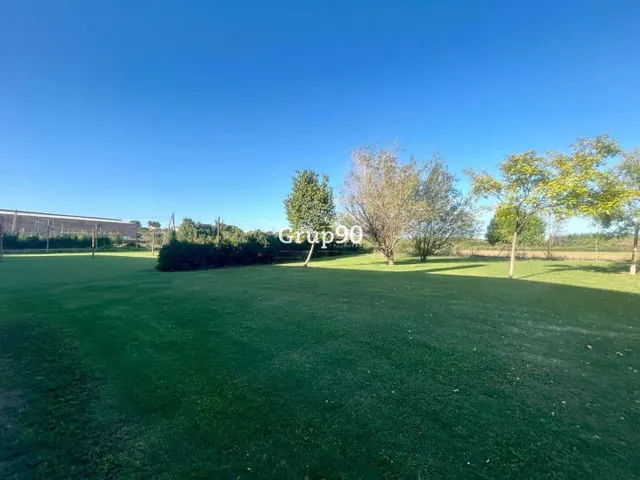 FINCA EN VENTA EN PUIGVERD DE LLEIDA  Un espacio excepcional con infinitas posibilidades, a solo 10 minutos de Lleida — 45
